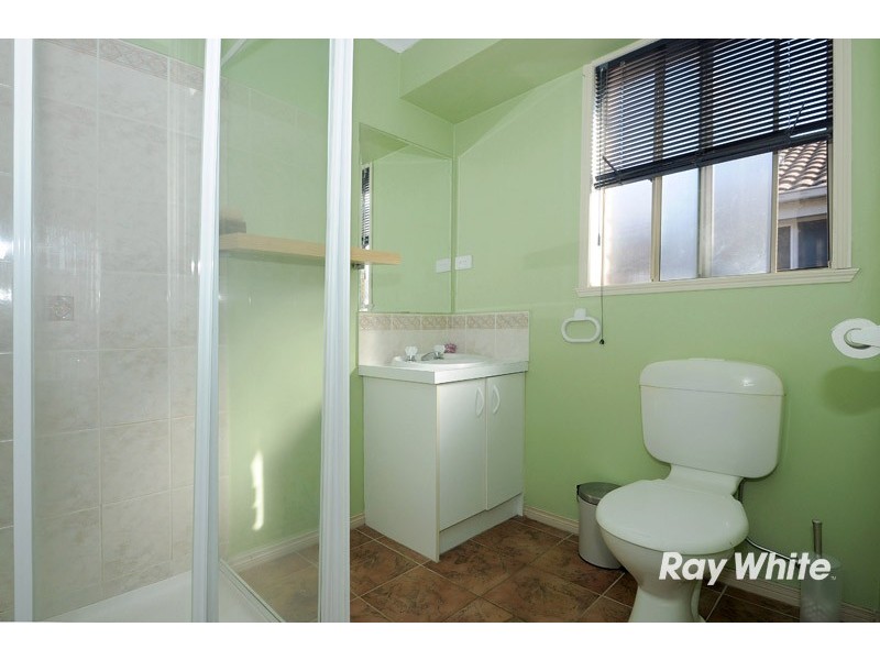 36 Bates Street, Cranbourne West VIC 3977