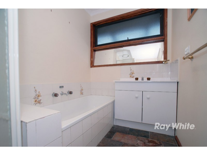 35 Latrobe Street, Cranbourne VIC 3977