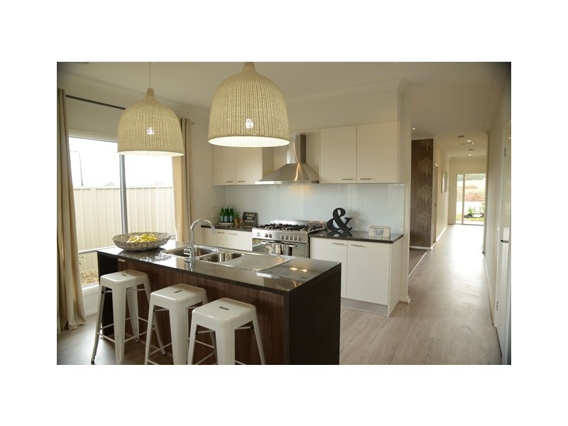 LOT 2718 Piper Street, Clyde North VIC 3978