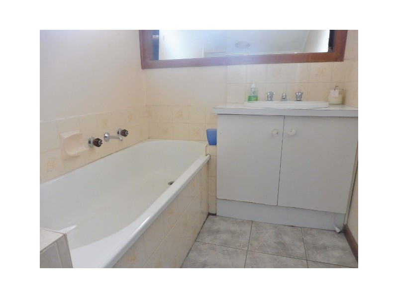 44 Marylyn Place, Cranbourne VIC 3977