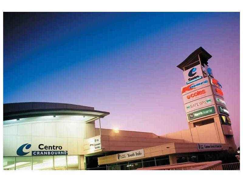 4 Greenview Court, Cranbourne North VIC 3977