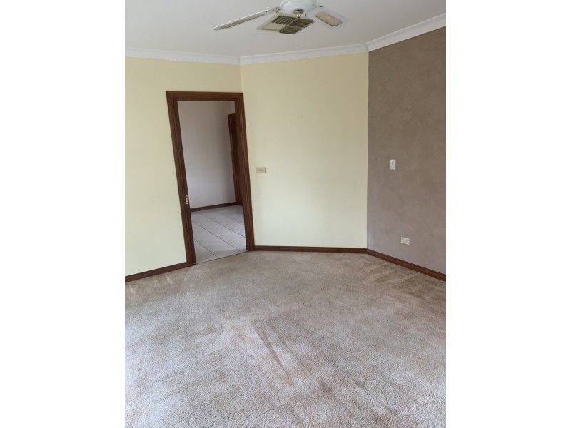 3 Dianna Court, Hampton Park VIC 3976