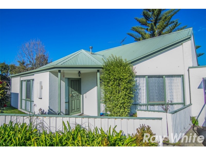 4/23-25 Houlder Avenue, Junction Village VIC 3977