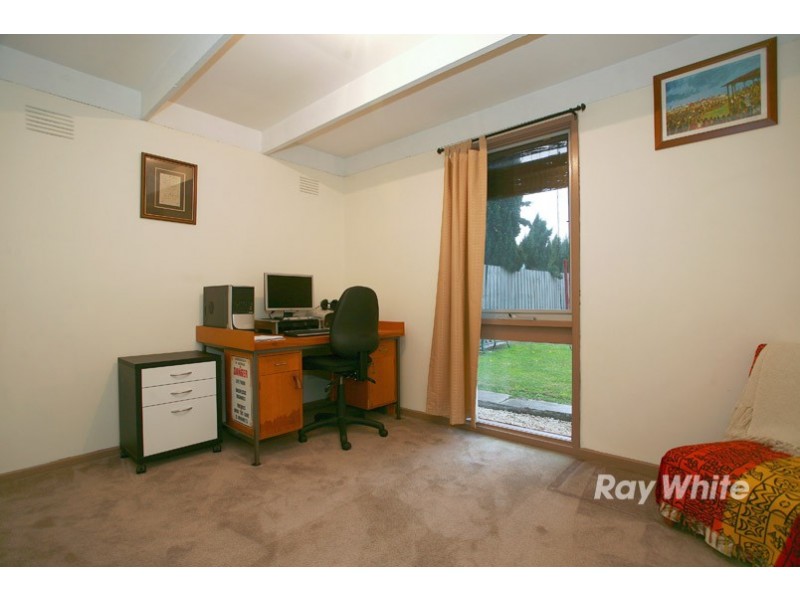 6 Virginia Street, Cranbourne VIC 3977