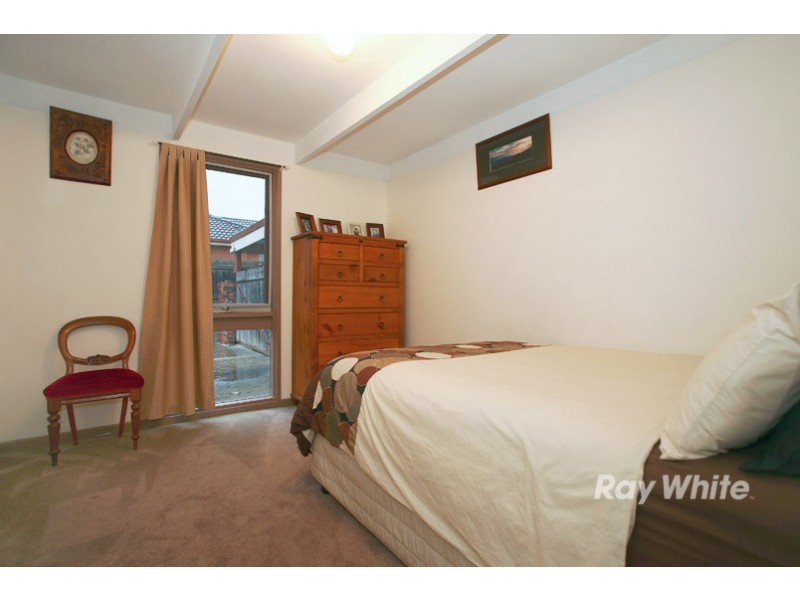 6 Virginia Street, Cranbourne VIC 3977