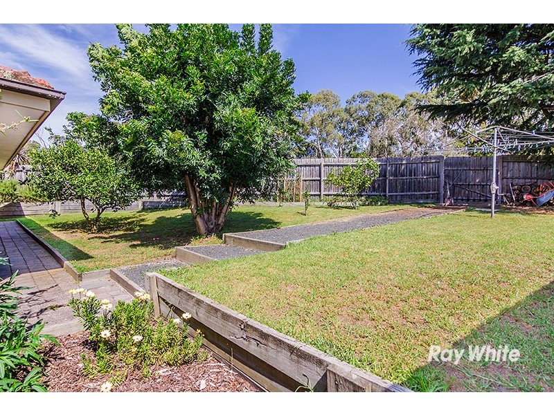 7 Rivette Court, Cranbourne VIC 3977