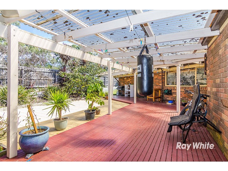 7 Rivette Court, Cranbourne VIC 3977