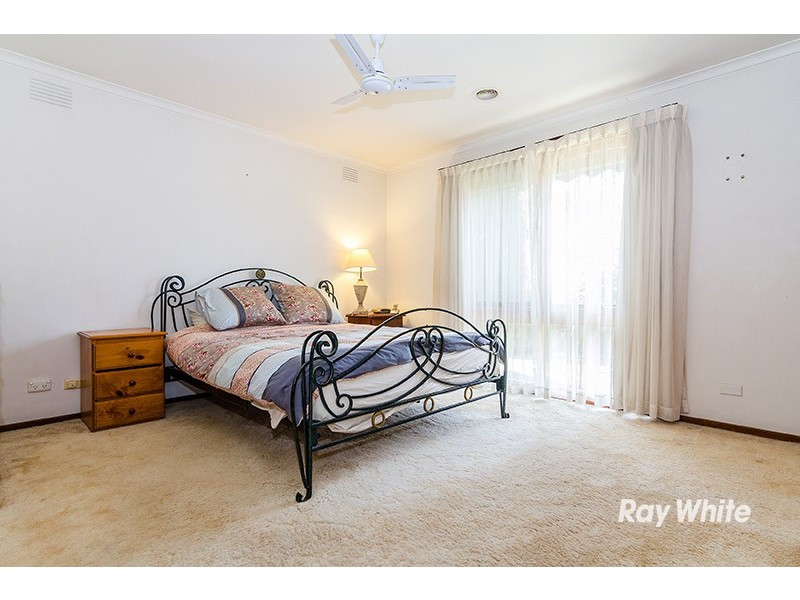 7 Rivette Court, Cranbourne VIC 3977