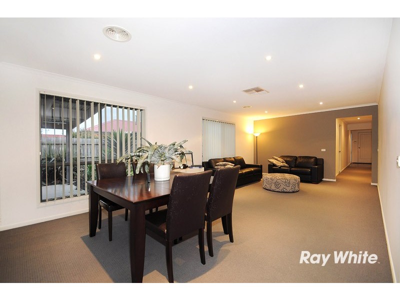 83 Fairhaven Boulevard, Cranbourne West VIC 3977