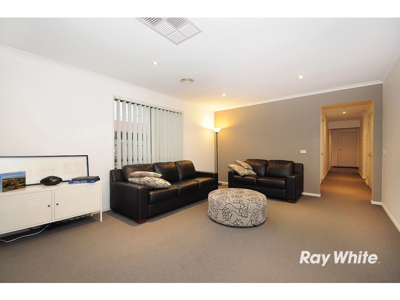 83 Fairhaven Boulevard, Cranbourne West VIC 3977
