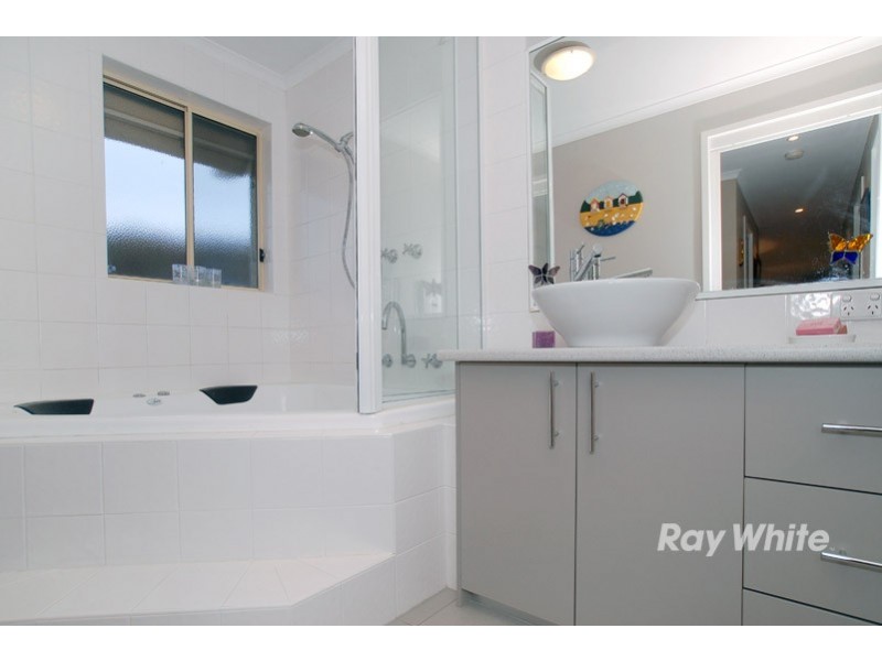 108 Bellevue Drive, Berwick VIC 3806