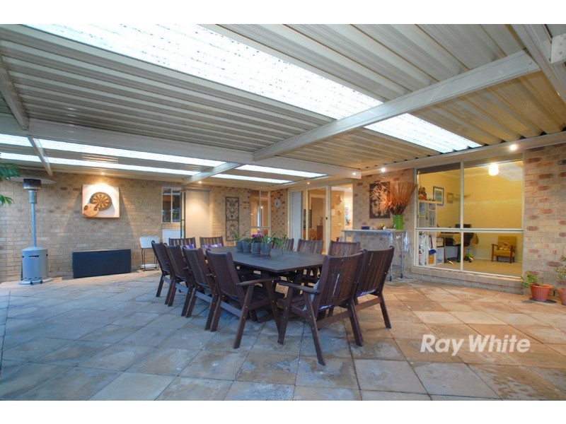 108 Bellevue Drive, Berwick VIC 3806