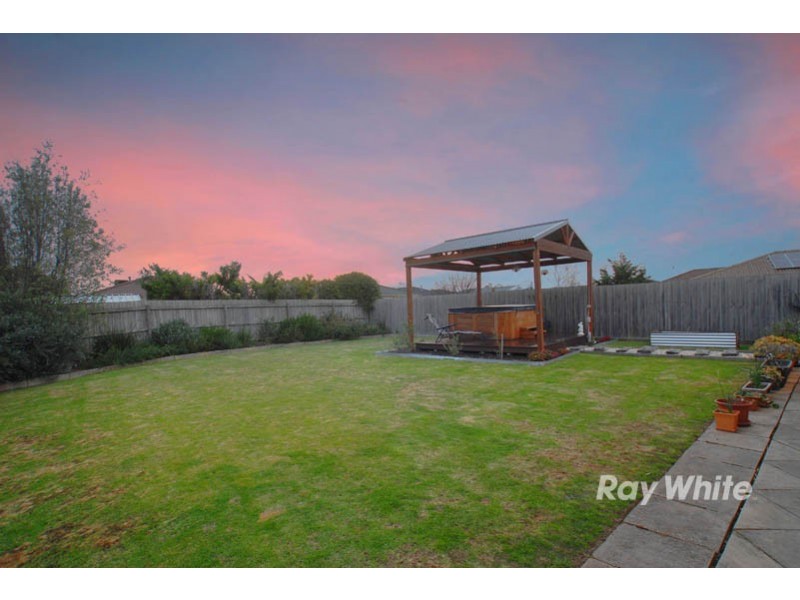108 Bellevue Drive, Berwick VIC 3806