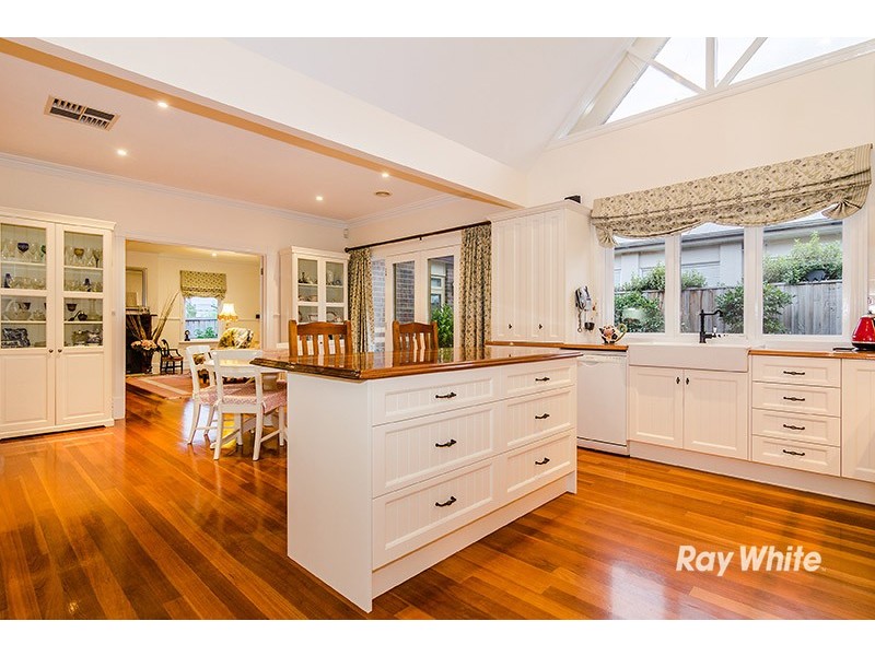 6 Red Mallee Court, Lyndhurst VIC 3975