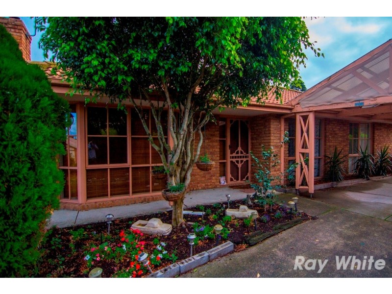 22 Phelan Drive, Cranbourne VIC 3977