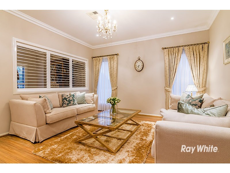 55 Donohue Street, Cranbourne East VIC 3977