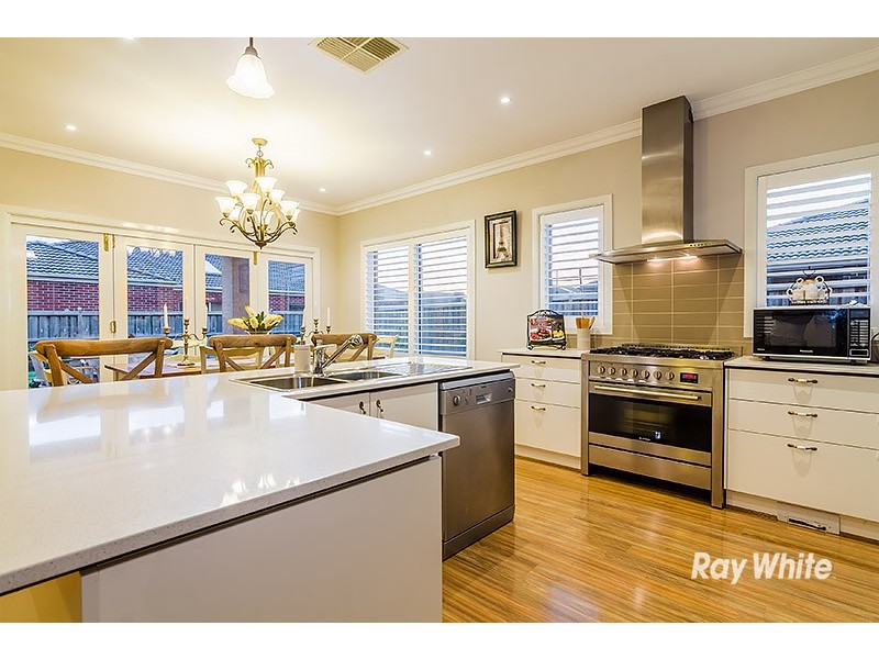 55 Donohue Street, Cranbourne East VIC 3977