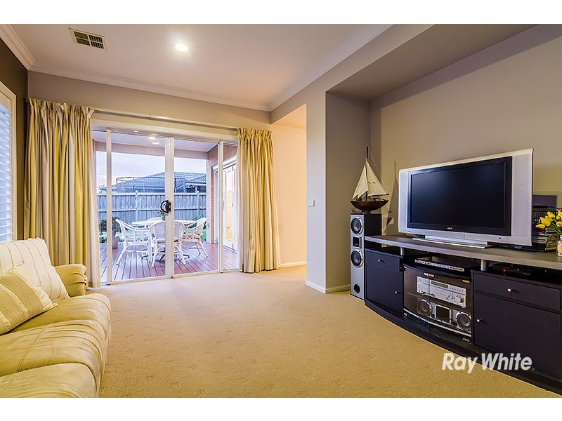 55 Donohue Street, Cranbourne East VIC 3977