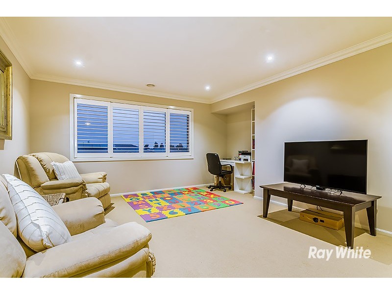 55 Donohue Street, Cranbourne East VIC 3977