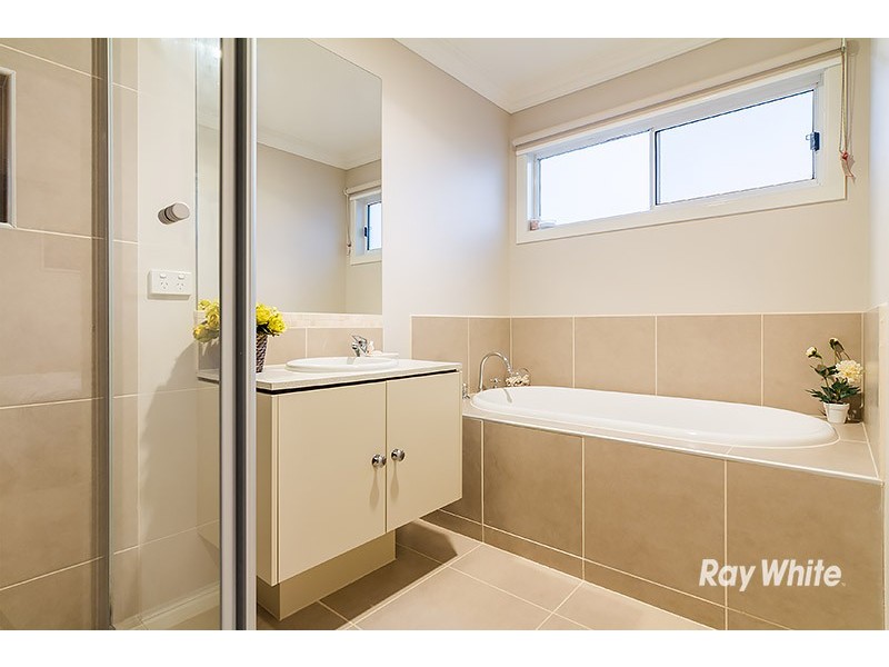 55 Donohue Street, Cranbourne East VIC 3977