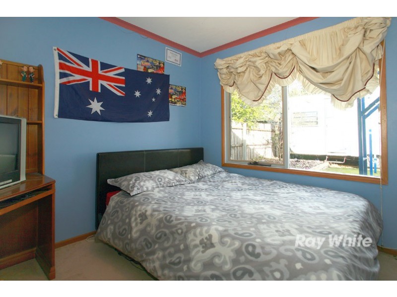 4 Kent Court, Cranbourne North VIC 3977