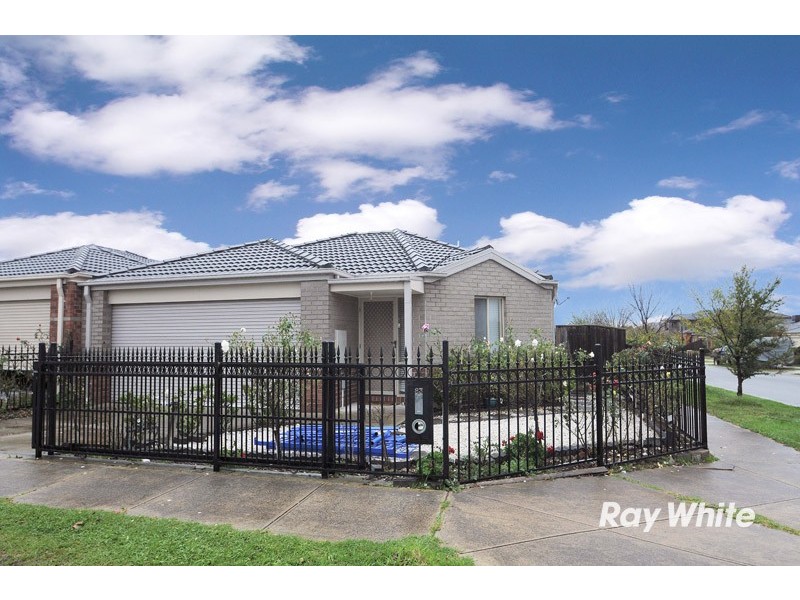 83 Golden Grove Drive, Narre Warren South VIC 3805