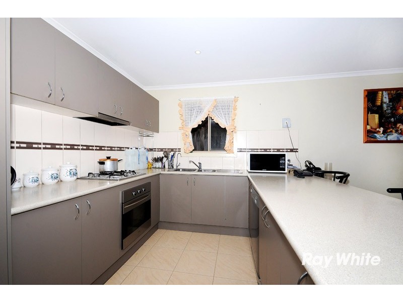 83 Golden Grove Drive, Narre Warren South VIC 3805