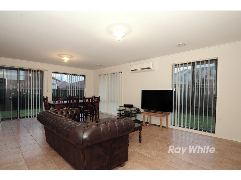 26 Lansbury Drive, Narre Warren South VIC 3805