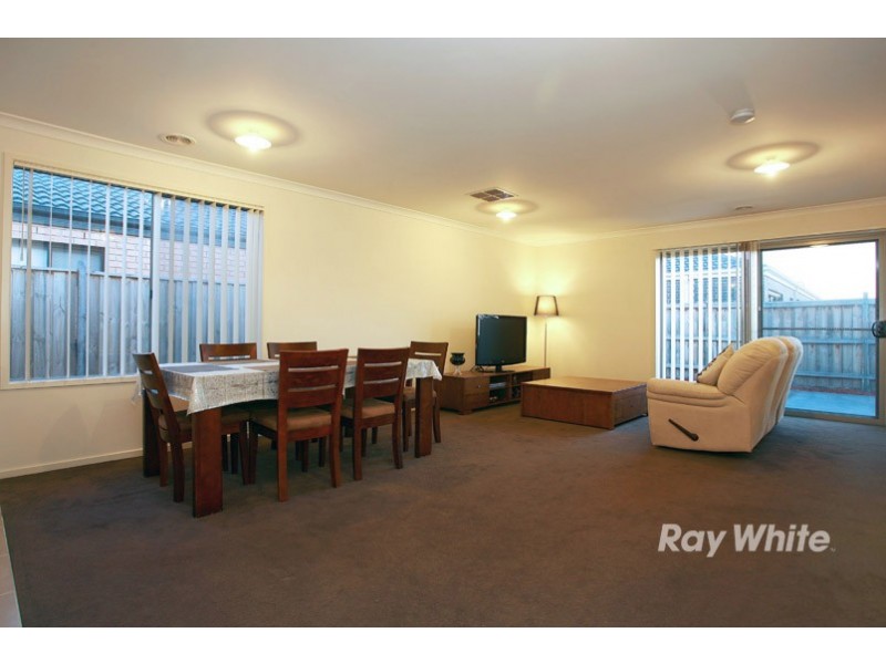 19 Noremac Grove, Lyndhurst VIC 3975