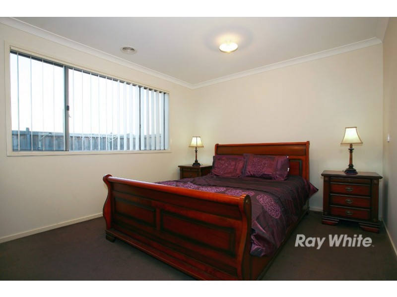 19 Noremac Grove, Lyndhurst VIC 3975