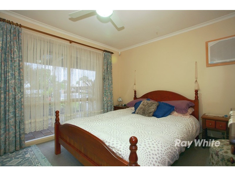 13 Peppercorn Court, Cranbourne North VIC 3977