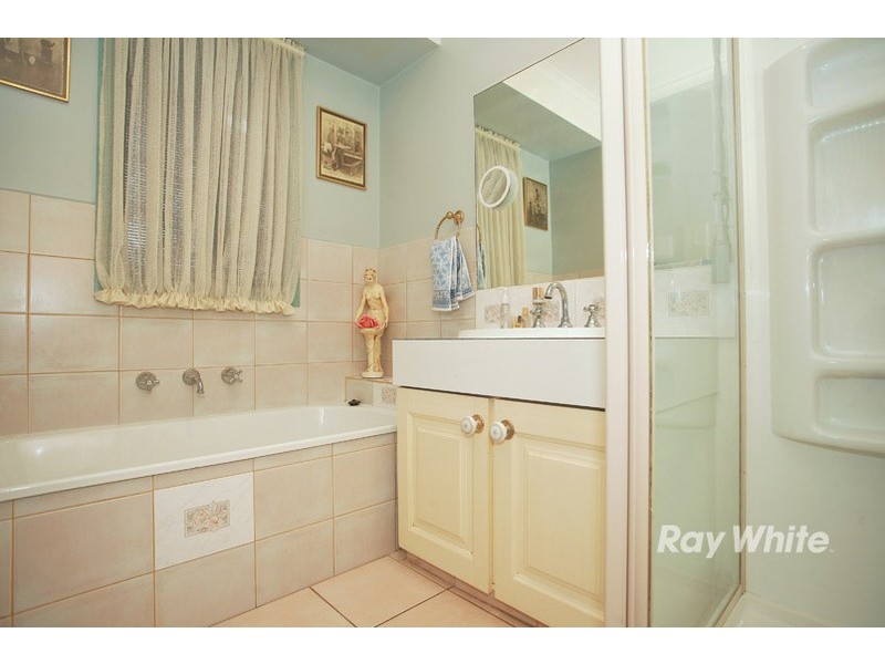 13 Peppercorn Court, Cranbourne North VIC 3977