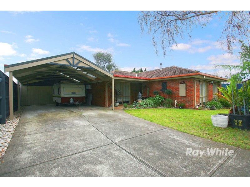 13 Peppercorn Court, Cranbourne North VIC 3977