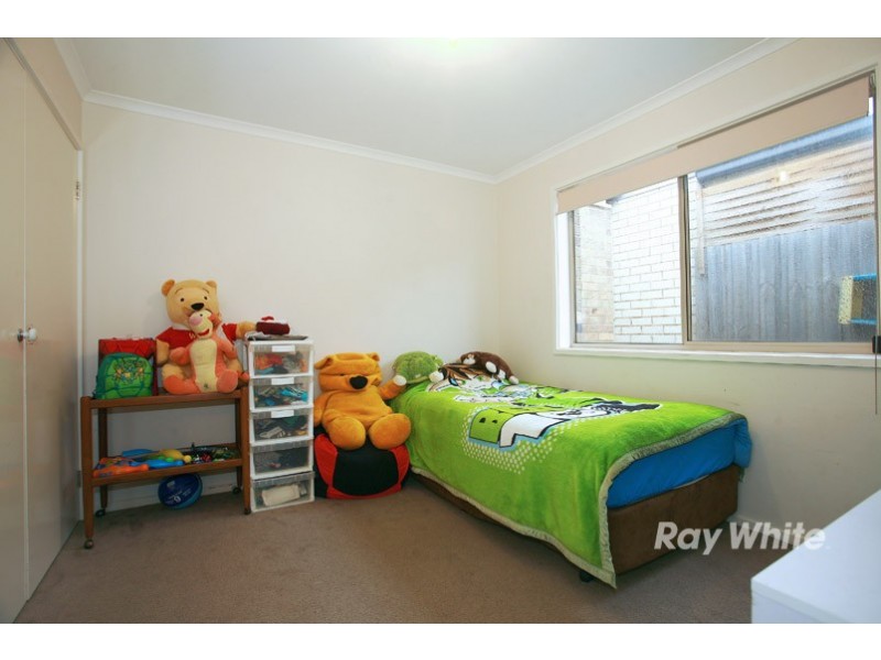 9 Sunbird Avenue, Cranbourne VIC 3977