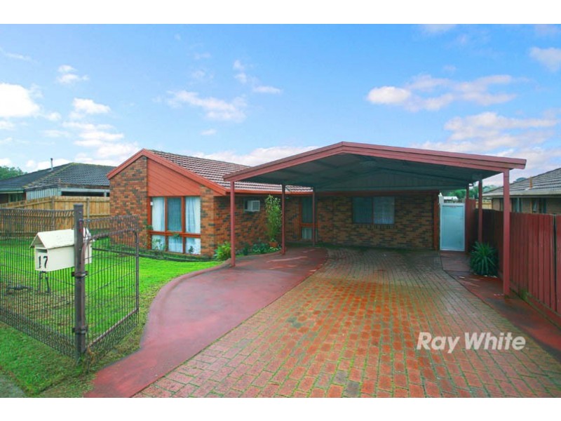 17 Courtenay Avenue, Cranbourne North VIC 3977