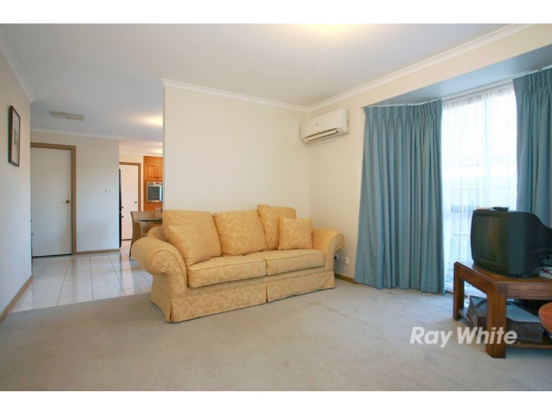 1/103 Courtenay Avenue, Cranbourne North VIC 3977