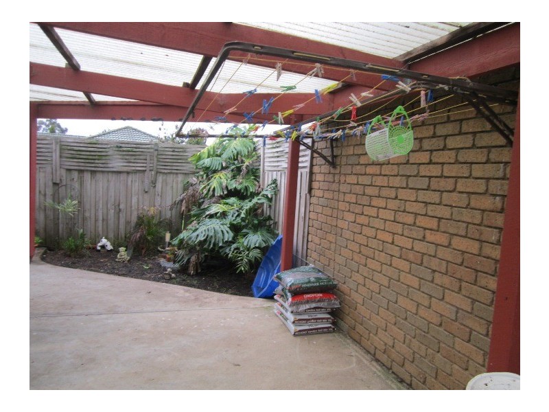 11 Orlit Close, Cranbourne VIC 3977