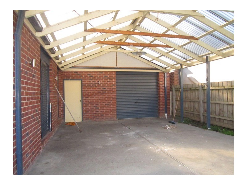 15 Nerrena Rise, Cranbourne West VIC 3977