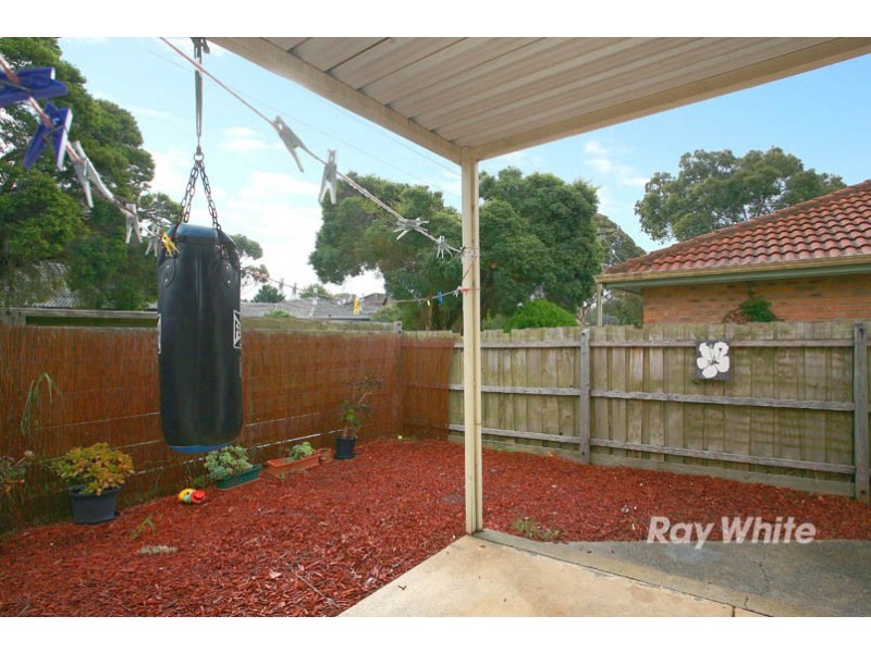 1/9 Cranbourne Drive, Cranbourne VIC 3977