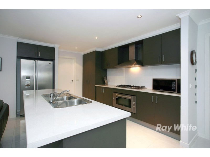 8 Lamada Street, Lyndhurst VIC 3975