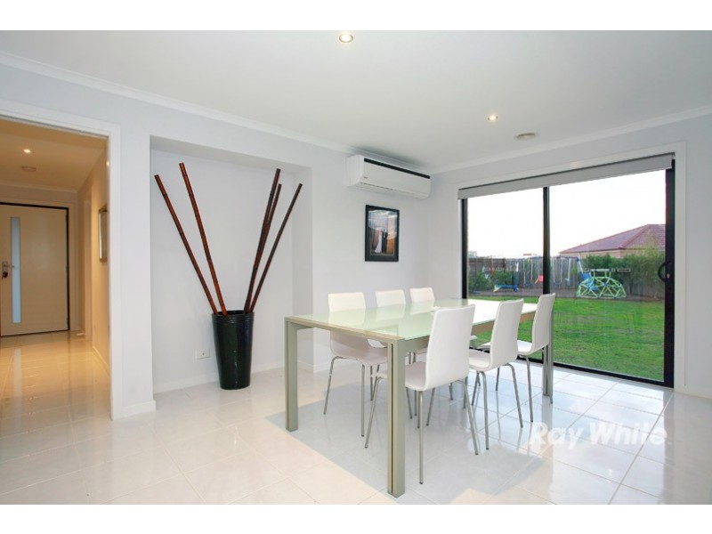 8 Lamada Street, Lyndhurst VIC 3975