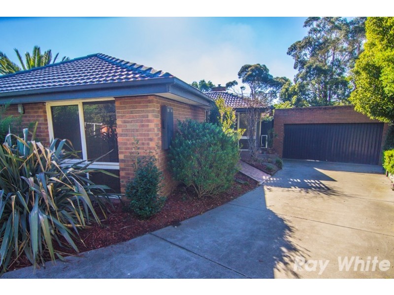 18 Marsden Court, Cranbourne North VIC 3977