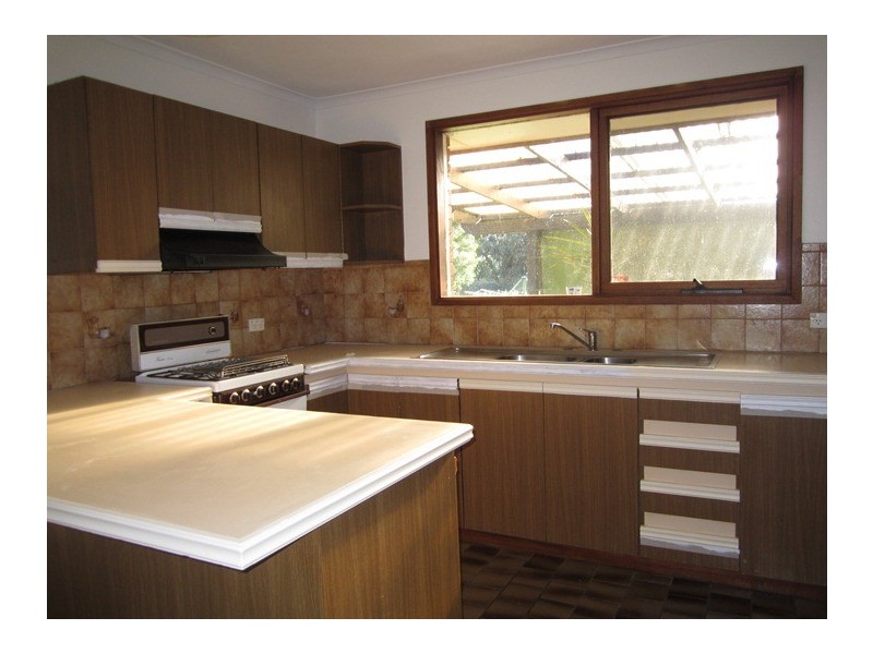 18 Marsden Court, Cranbourne North VIC 3977