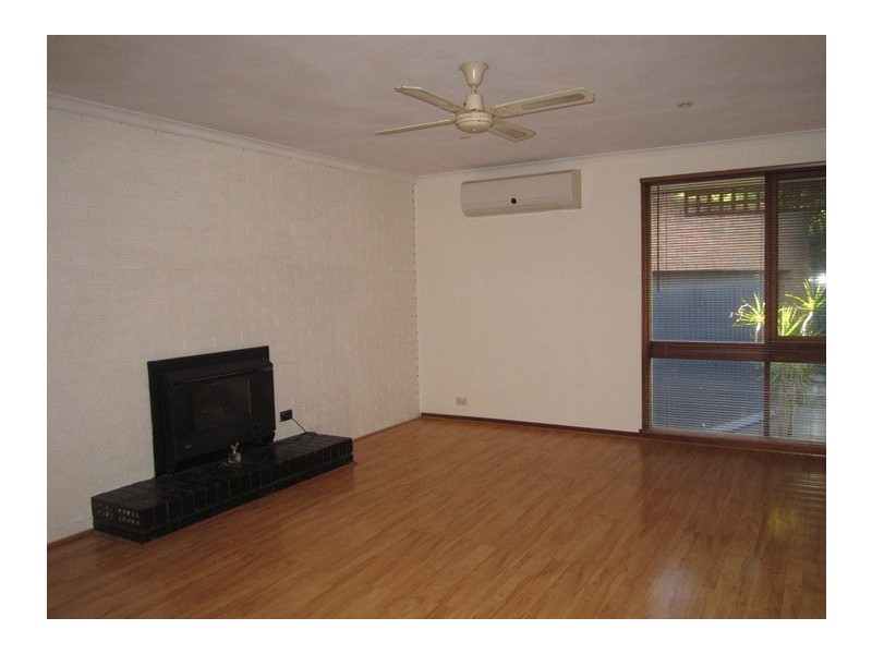 18 Marsden Court, Cranbourne North VIC 3977