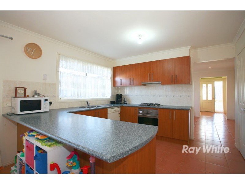 47 Majestic Boulevard, Cranbourne VIC 3977