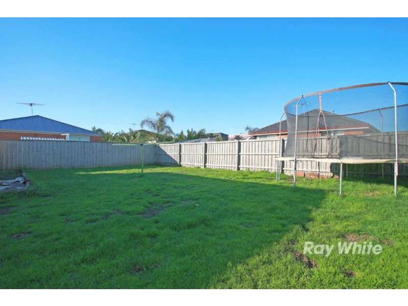 47 Majestic Boulevard, Cranbourne VIC 3977