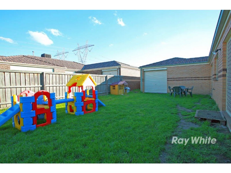 47 Majestic Boulevard, Cranbourne VIC 3977