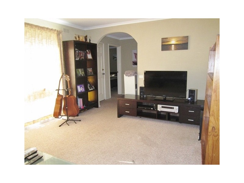 64 Wallace Road, Cranbourne VIC 3977