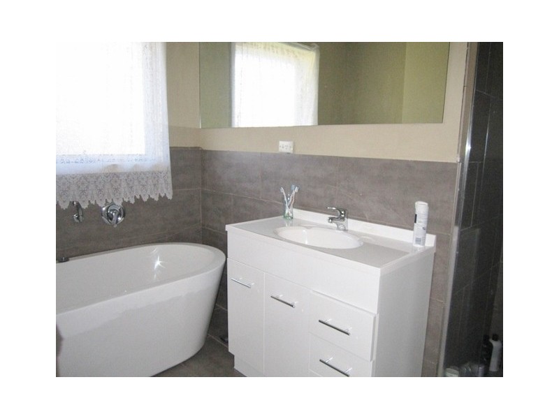 64 Wallace Road, Cranbourne VIC 3977