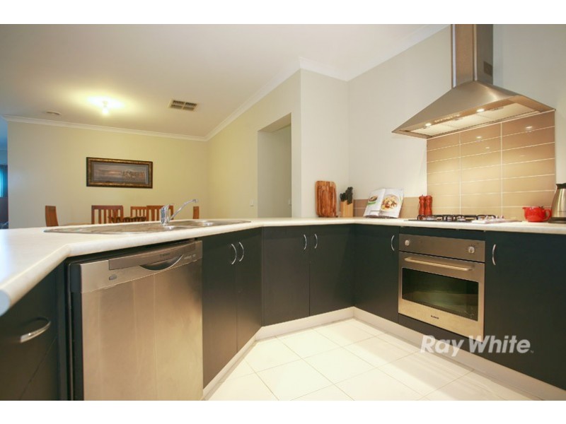 7 Alpine Heath Way, Lyndhurst VIC 3975